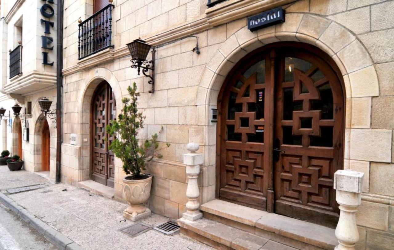 Hostal Santo Domingo De Silos Exterior photo
